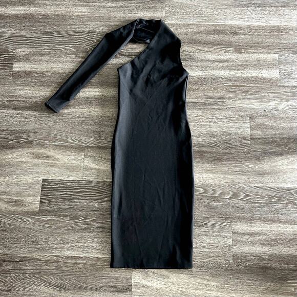EUC Alieva Dasha Black One Shoulder Midi Dress Size Small Asymmetrical Bodycon - Picture 3 of 14